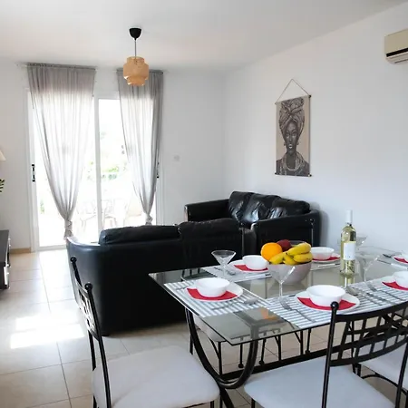 Pavilion Cozy 2br By Elysio * Protaras