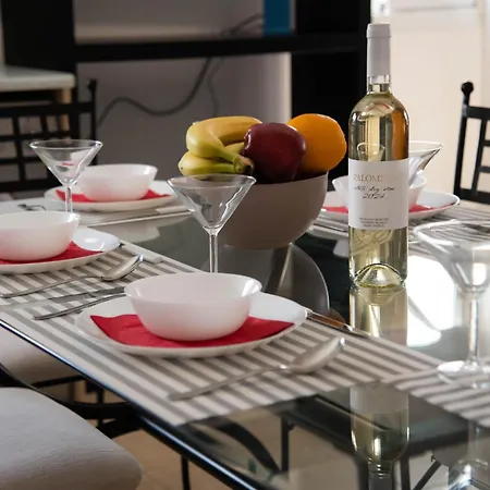 Pavilion Cozy 2br By Elysio